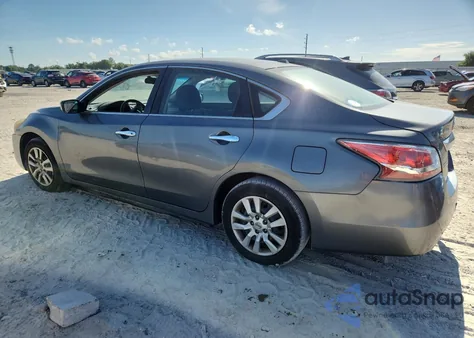 2015 Nissan Altima 2.5 z USA, uszkodzony, nr VIN 1N4AL3AP5FN898069